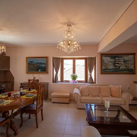 Holiday home Captain's Gem *